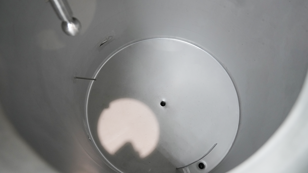 天泰<a href=http://www.phpaspjc.cn/ target=_blank class=infotextkey>啤酒設備</a> 精釀啤酒設備 啤酒漩沉槽 回旋沉淀槽內部結構